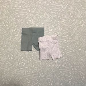 Carter’s Little Planet 2T Short Set